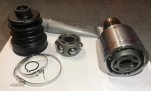 Suzuki Ignis belső féltengely csukló szett jobb oldalra 1.3 benzin (44114-83E50) A készletben a 20 és 28 fogszámú csillag is bent van.