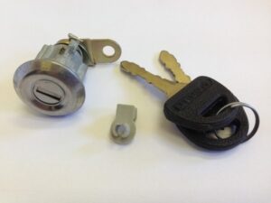 Suzuki Swift sedan csomagtér ajtó zár