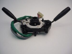 Suzuki Swift kormánykapcsoló 1992-1996 37400-80E20