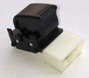 Suzuki Wagon R ablakemelő kapcsoló jobb első (37995-83E30)